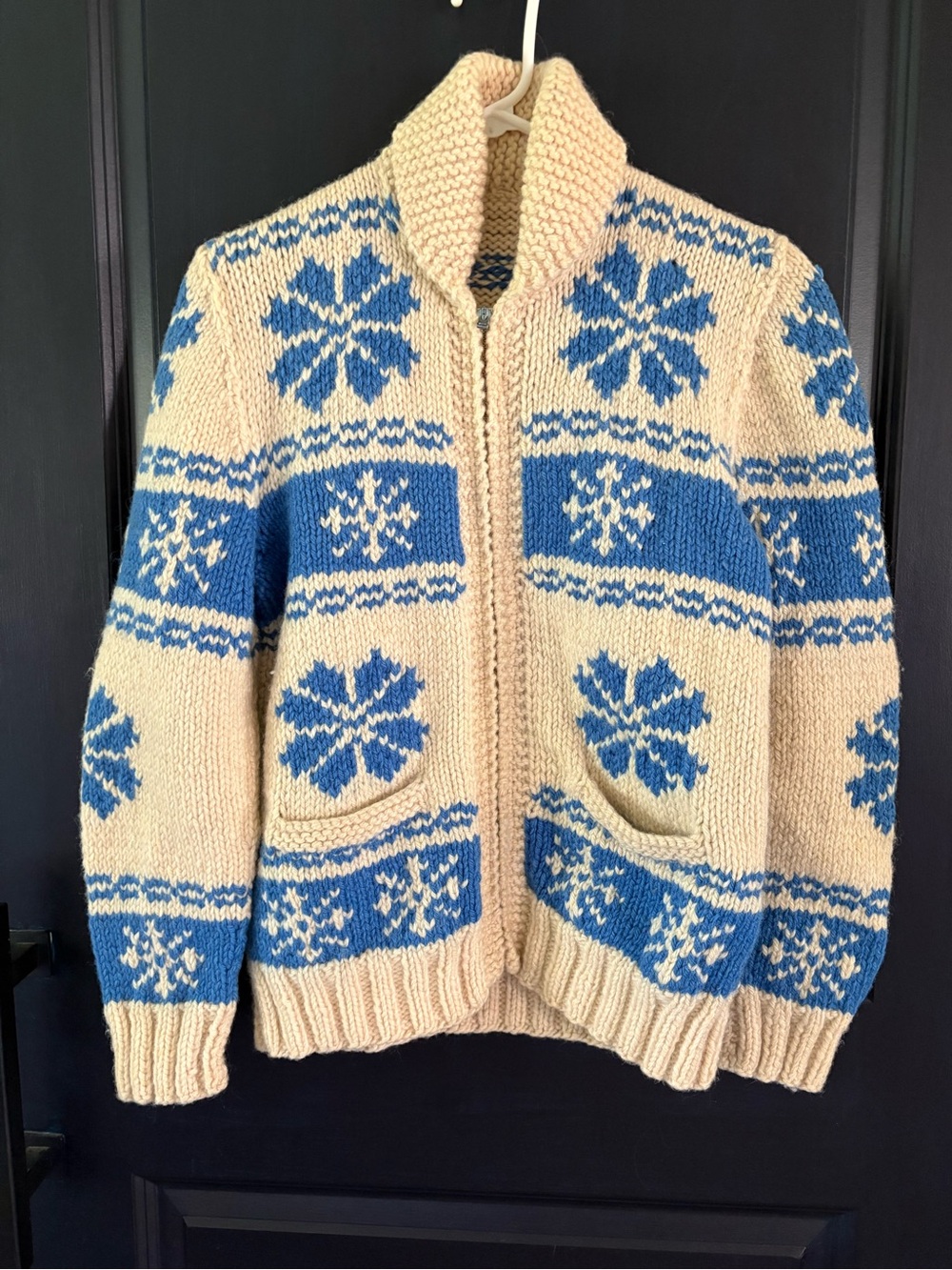Vintage 1950s Hand Knit Wool Sweater Nordic Snowflake FLASH Zip Cardigan